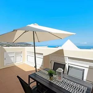  Apartamento Atico Con Vistas Al Mar By Exyca